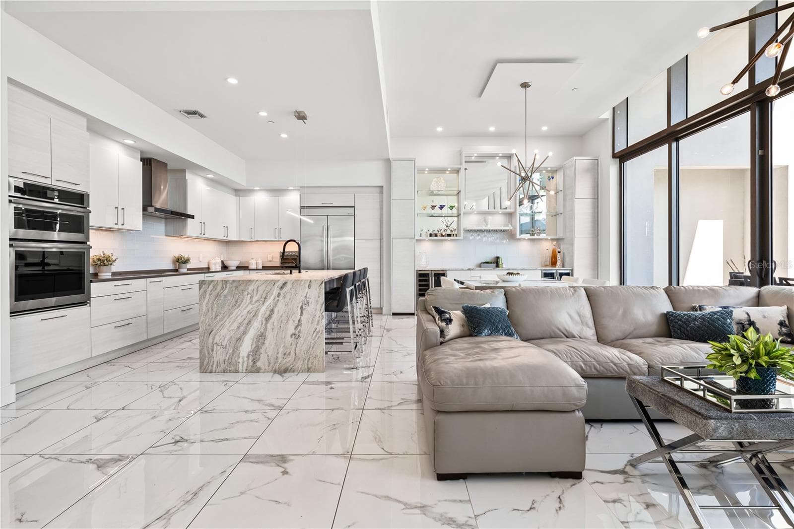 Condominium at 1155 N GULFSTREAM AVE #208, SARASOTA, photo 10 of 70