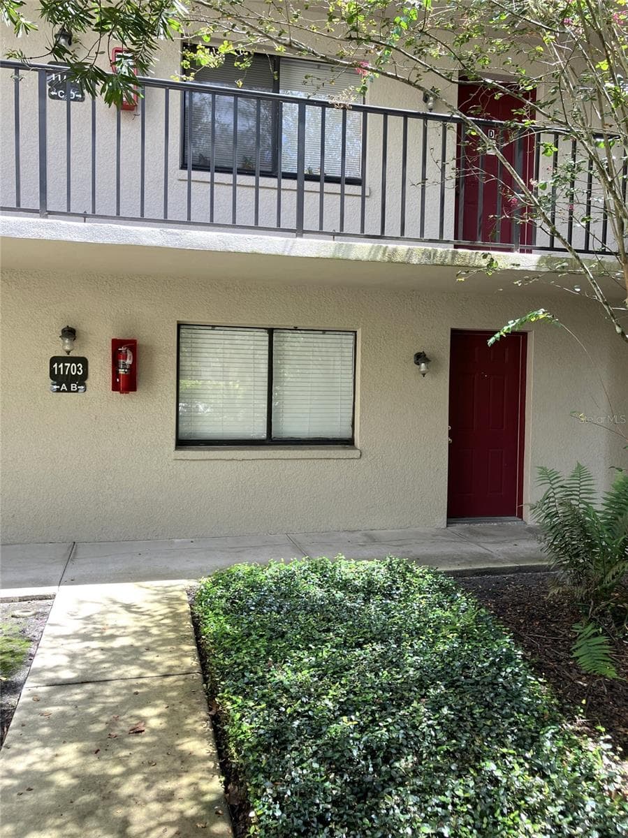Condominium at 11703 RAINTREE VILLAGE BLVD #B, TEMPLE TERRACE, photo 5 of 60