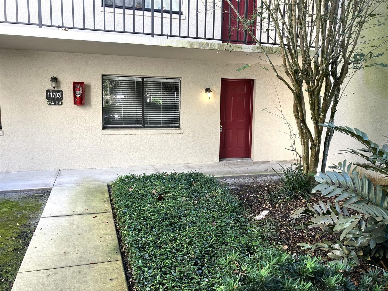 Condominium at 11703 RAINTREE VILLAGE BLVD #B, TEMPLE TERRACE, photo 6 of 60
