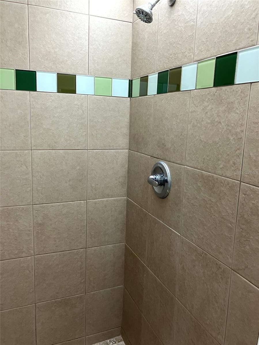 Condominium at 11703 RAINTREE VILLAGE BLVD #B, TEMPLE TERRACE, photo 35 of 60