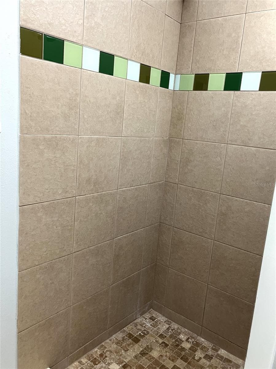 Condominium at 11703 RAINTREE VILLAGE BLVD #B, TEMPLE TERRACE, photo 36 of 60
