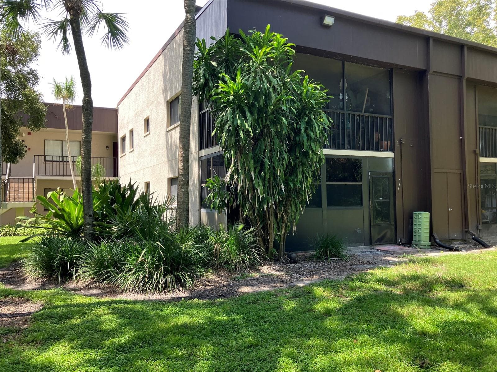 Condominium at 11703 RAINTREE VILLAGE BLVD #B, TEMPLE TERRACE, photo 48 of 60