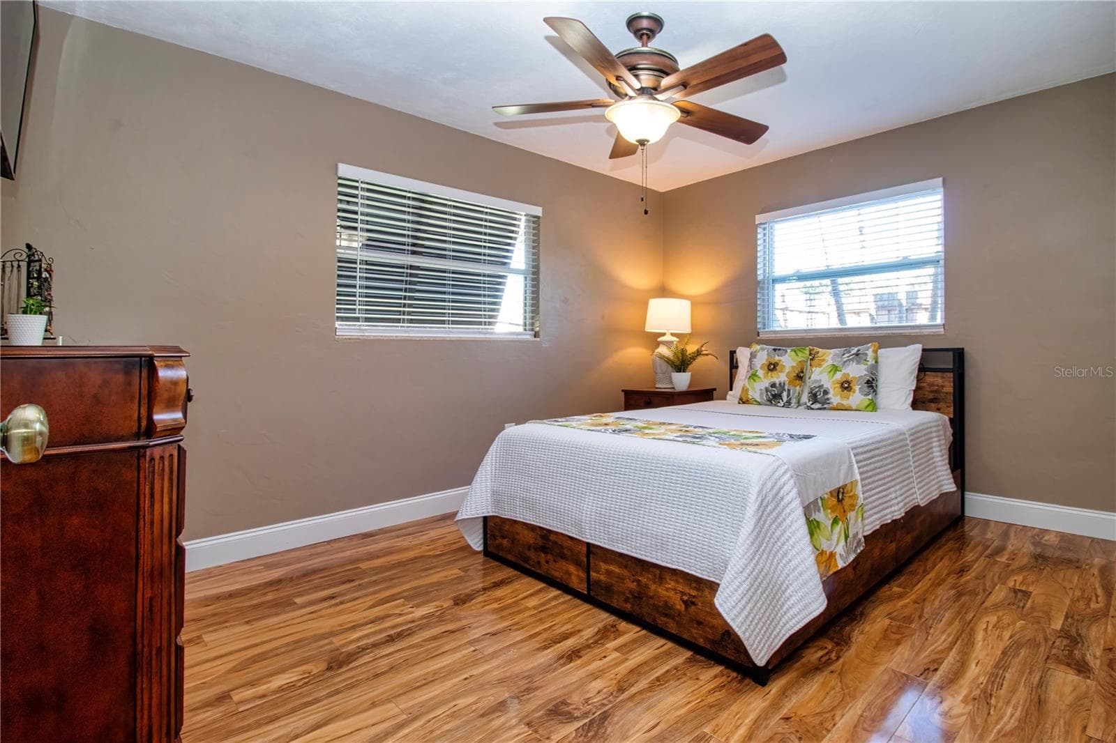 Single Family Residence at 5745 SAVANNAH DR, SARASOTA, photo 21 of 53