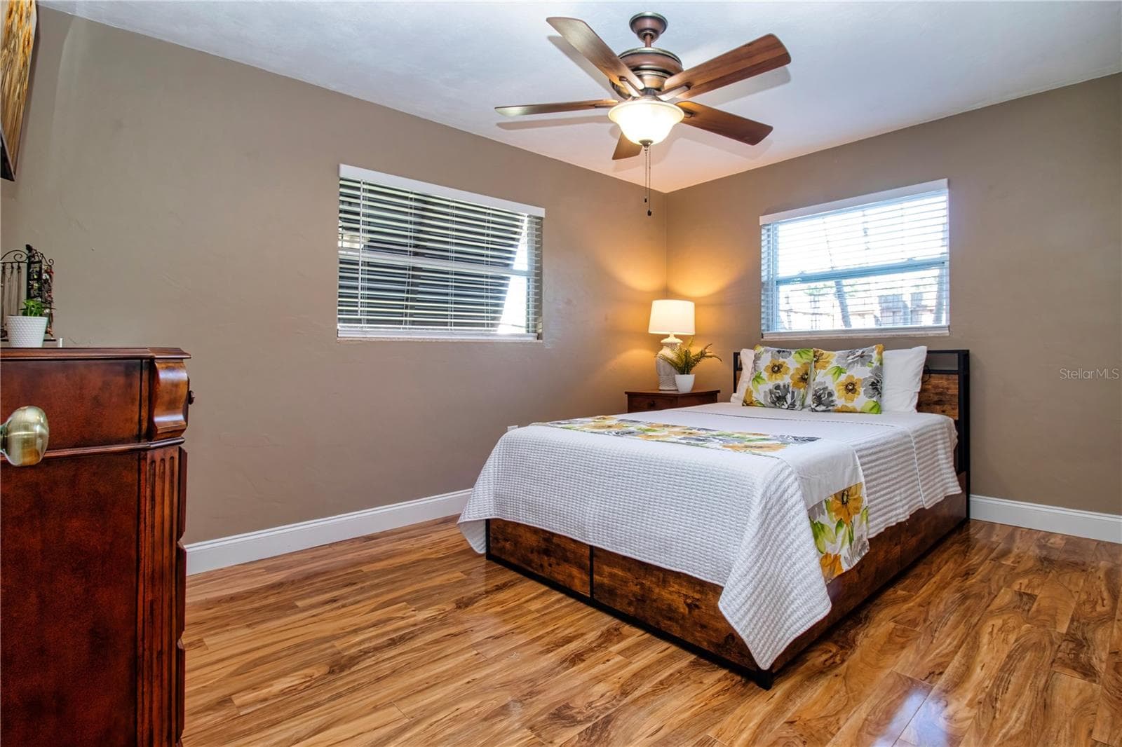 Single Family Residence at 5745 SAVANNAH DR, SARASOTA, photo 22 of 53