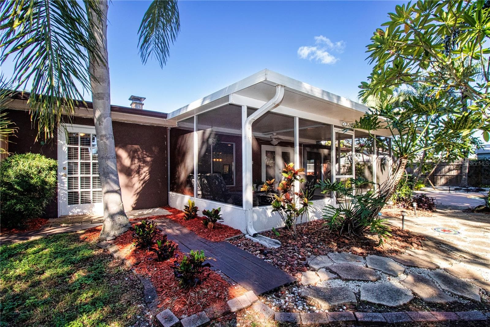 Single Family Residence at 5745 SAVANNAH DR, SARASOTA, photo 37 of 53