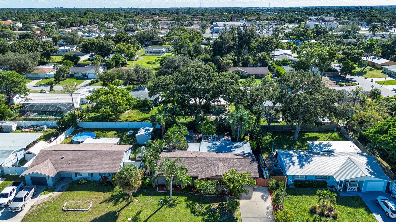 Single Family Residence at 5745 SAVANNAH DR, SARASOTA, photo 49 of 53