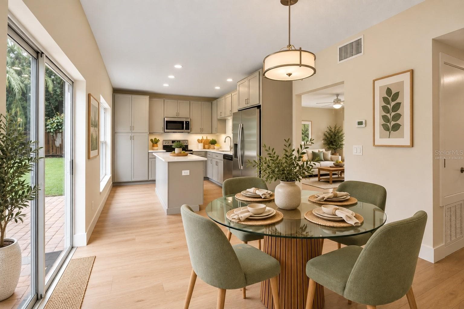 Kitchen / Dining room Virtually Staged - 4336 WILLOWCREST CT, ORLANDO