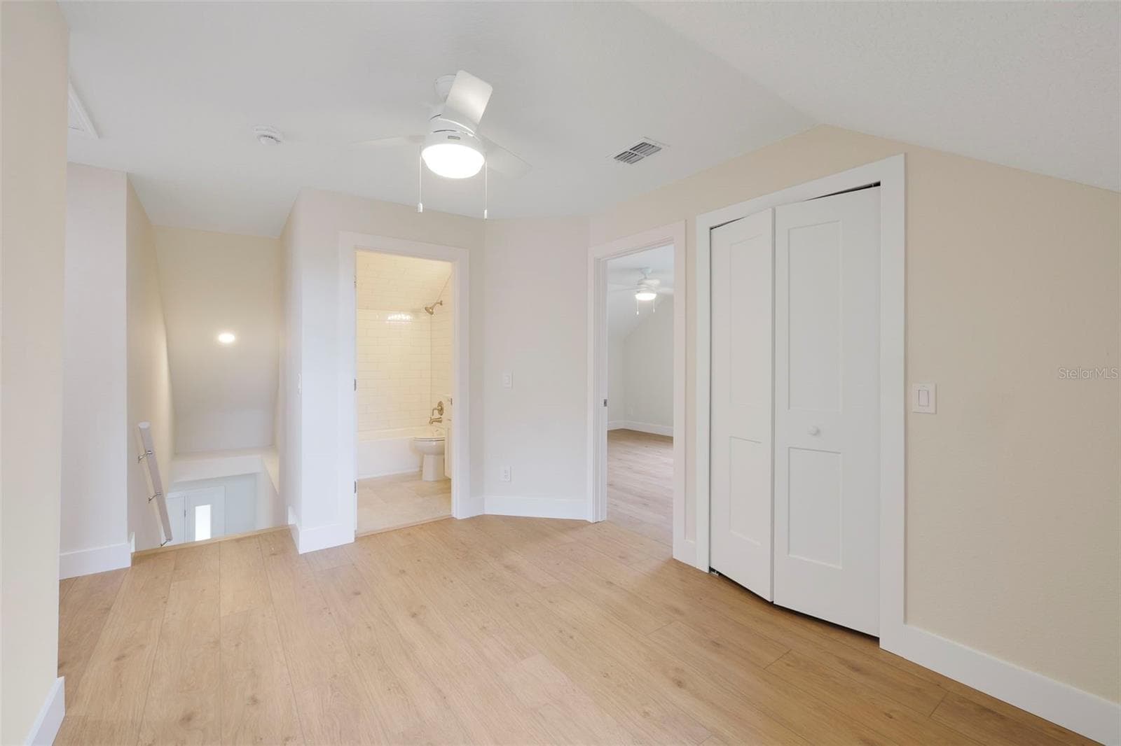 Upstairs Loft - 4336 WILLOWCREST CT, ORLANDO