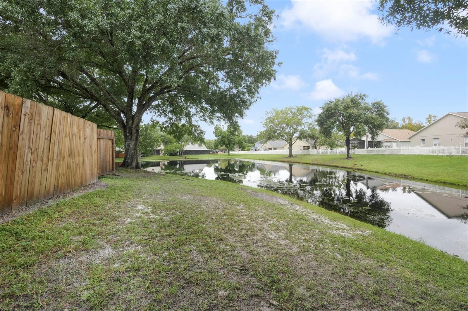 Pond View - Image 2 - 4336 WILLOWCREST CT, ORLANDO