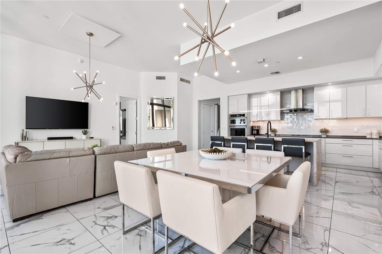 Condominium at 1155 N GULFSTREAM AVE #208, SARASOTA, photo 37 of 70