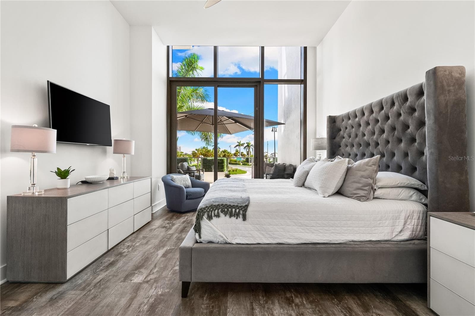Condominium at 1155 N GULFSTREAM AVE #208, SARASOTA, photo 39 of 70