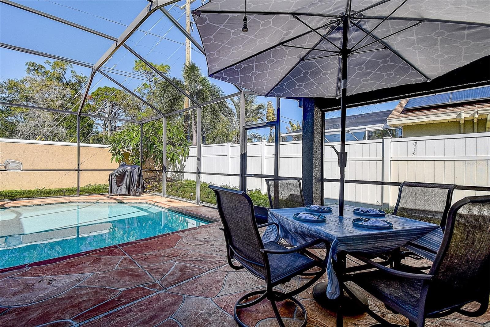 Single Family Residence at 624 N LAKE BLVD, TARPON SPRINGS, photo 31 of 37