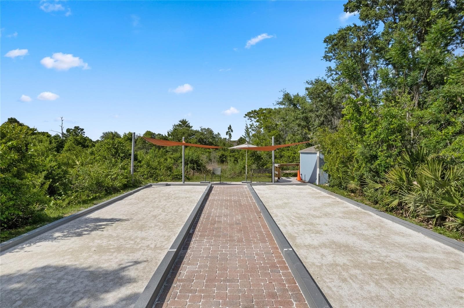 Victoria Gardens clubhouse Bocce ball courts - 1233 EGGLESTON DRIVE, DELAND