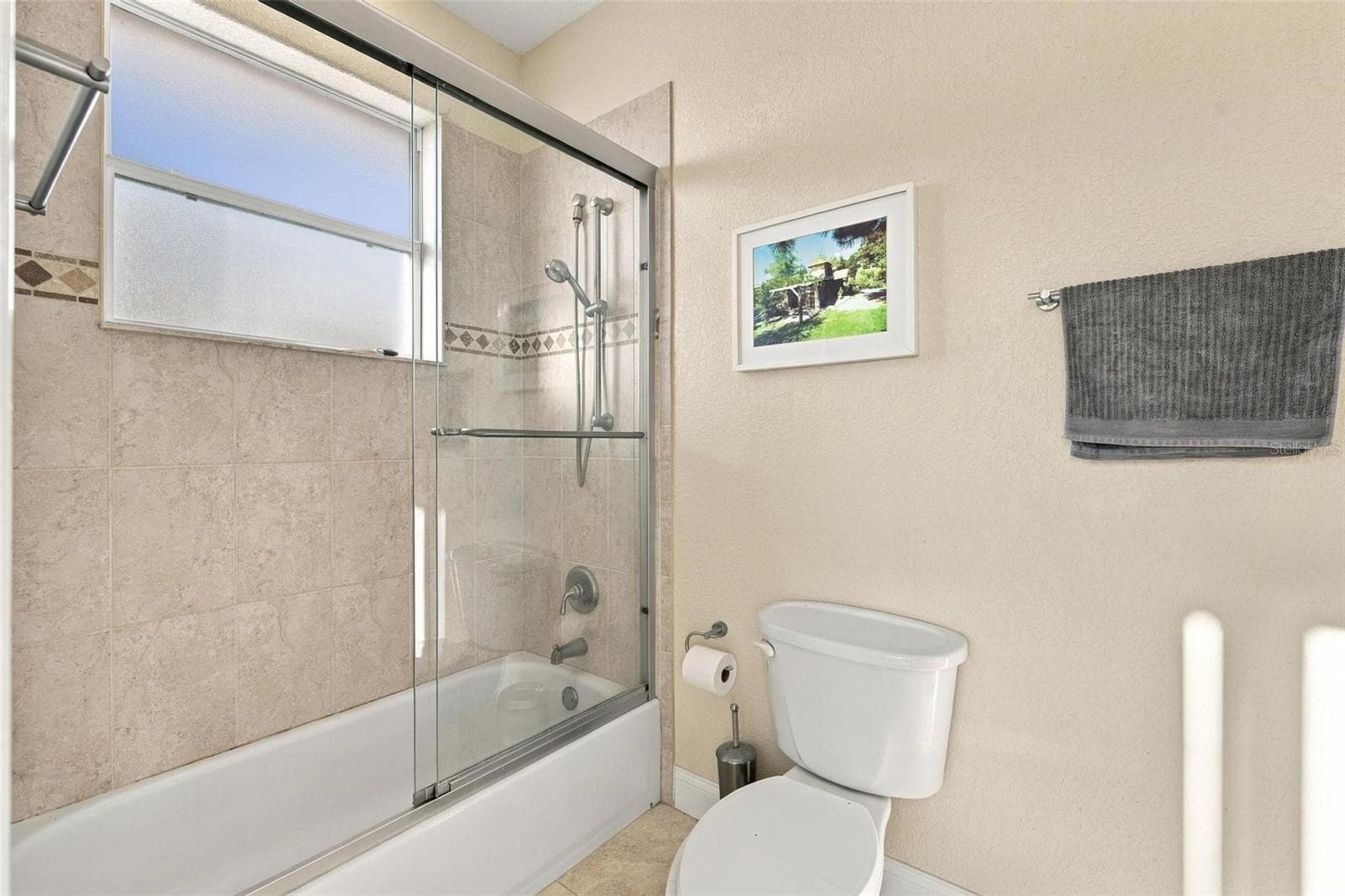 Bedroom 4 Bath - 12824 BELLERIVE DR, CLERMONT