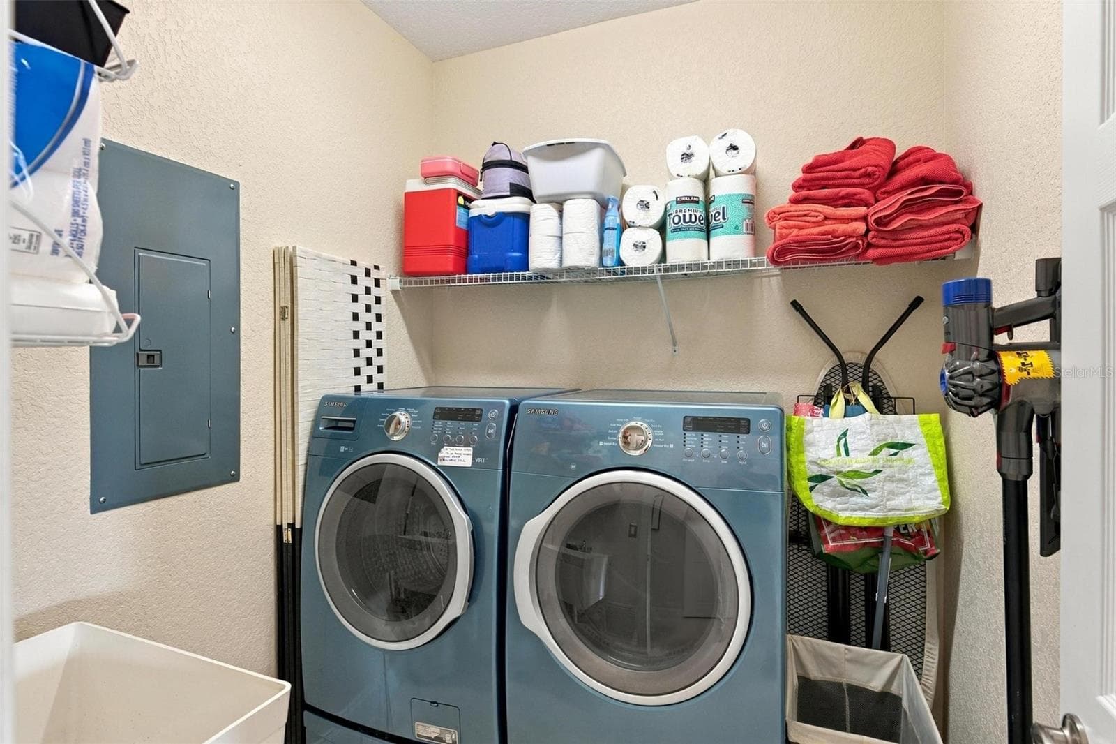 Laundry - 12824 BELLERIVE DR, CLERMONT