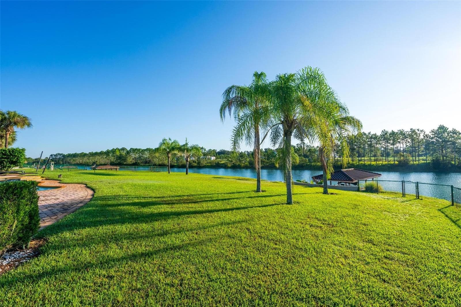 Exterior - 12824 BELLERIVE DR, CLERMONT
