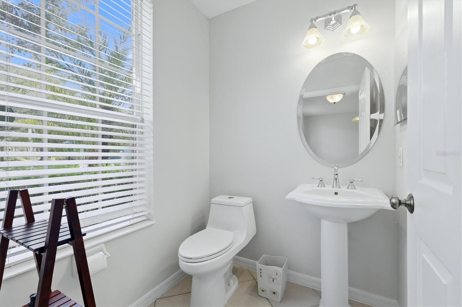 Townhouse at 5619 SIMONTON ST, BRADENTON, photo 19 of 55