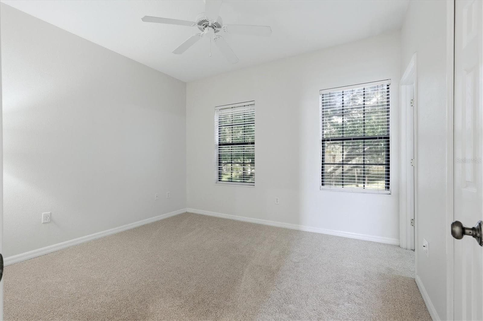 Townhouse at 5619 SIMONTON ST, BRADENTON, photo 29 of 55