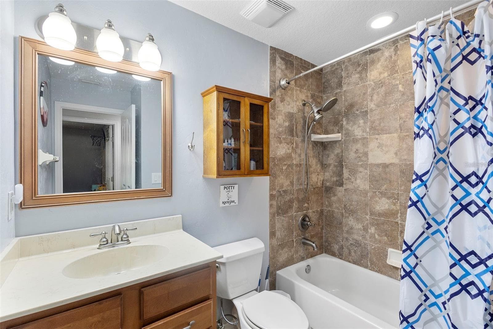 Single Family Residence at 317 OAK FERN CIR, ORMOND BEACH, photo 18 of 38
