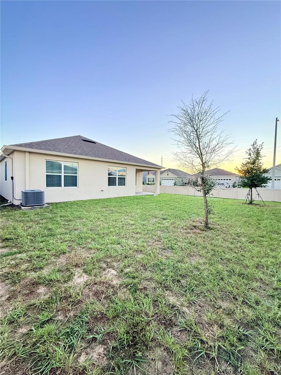 Single Family Residence at 2105 CORSO DR, LAKE ALFRED, photo 28 of 37