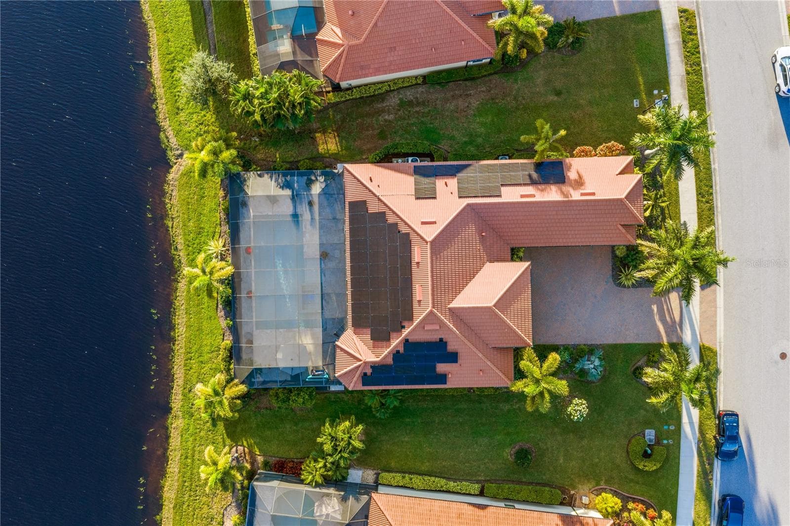 Single Family Residence at 10733 TARFLOWER DR, VENICE, photo 41 of 83