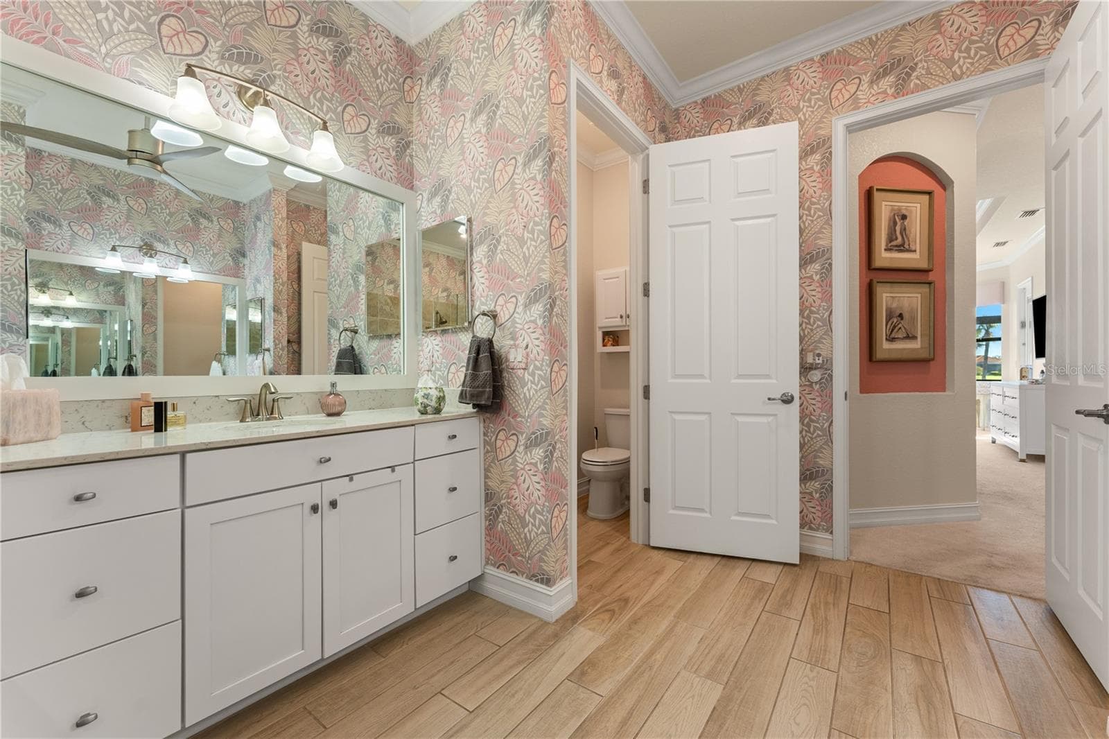 Single Family Residence at 10733 TARFLOWER DR, VENICE, photo 49 of 83