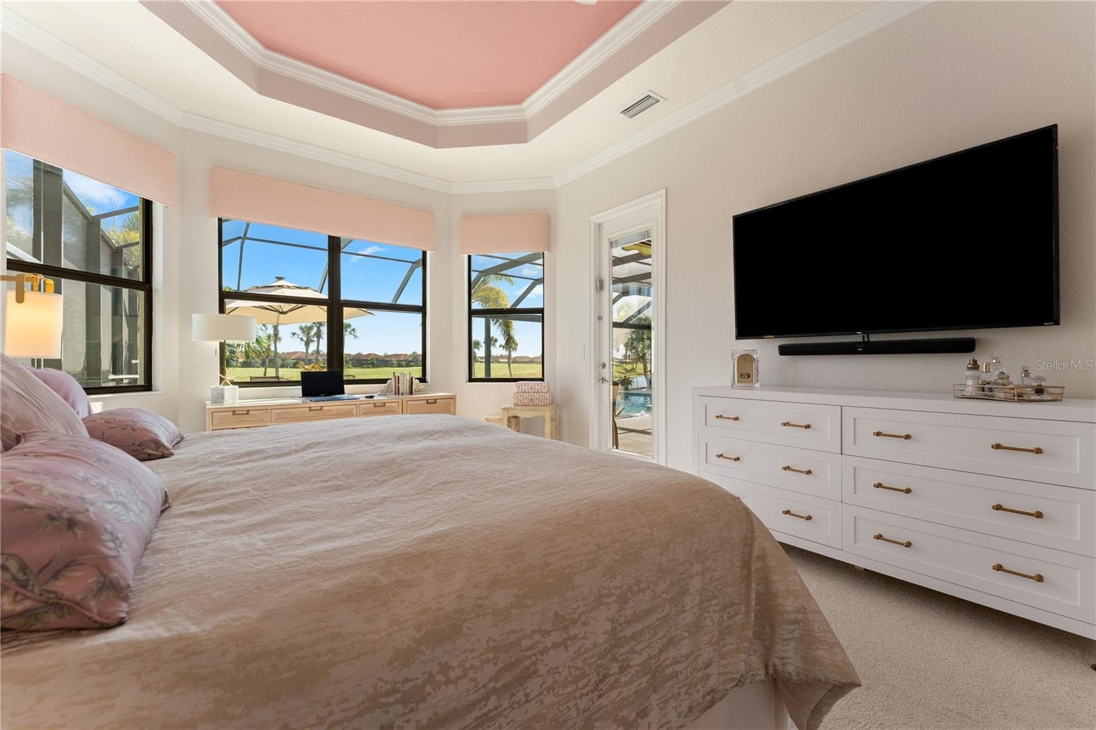 Single Family Residence at 10733 TARFLOWER DR, VENICE, photo 43 of 83