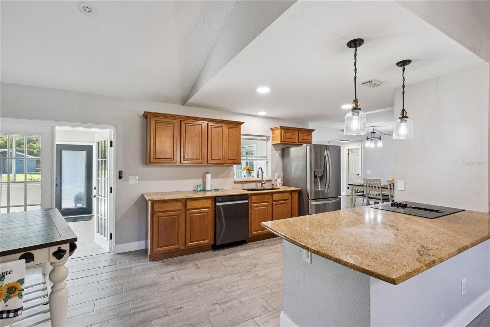 Single Family Residence at 1350 ARAPAHO TRL, GENEVA, photo 11 of 63