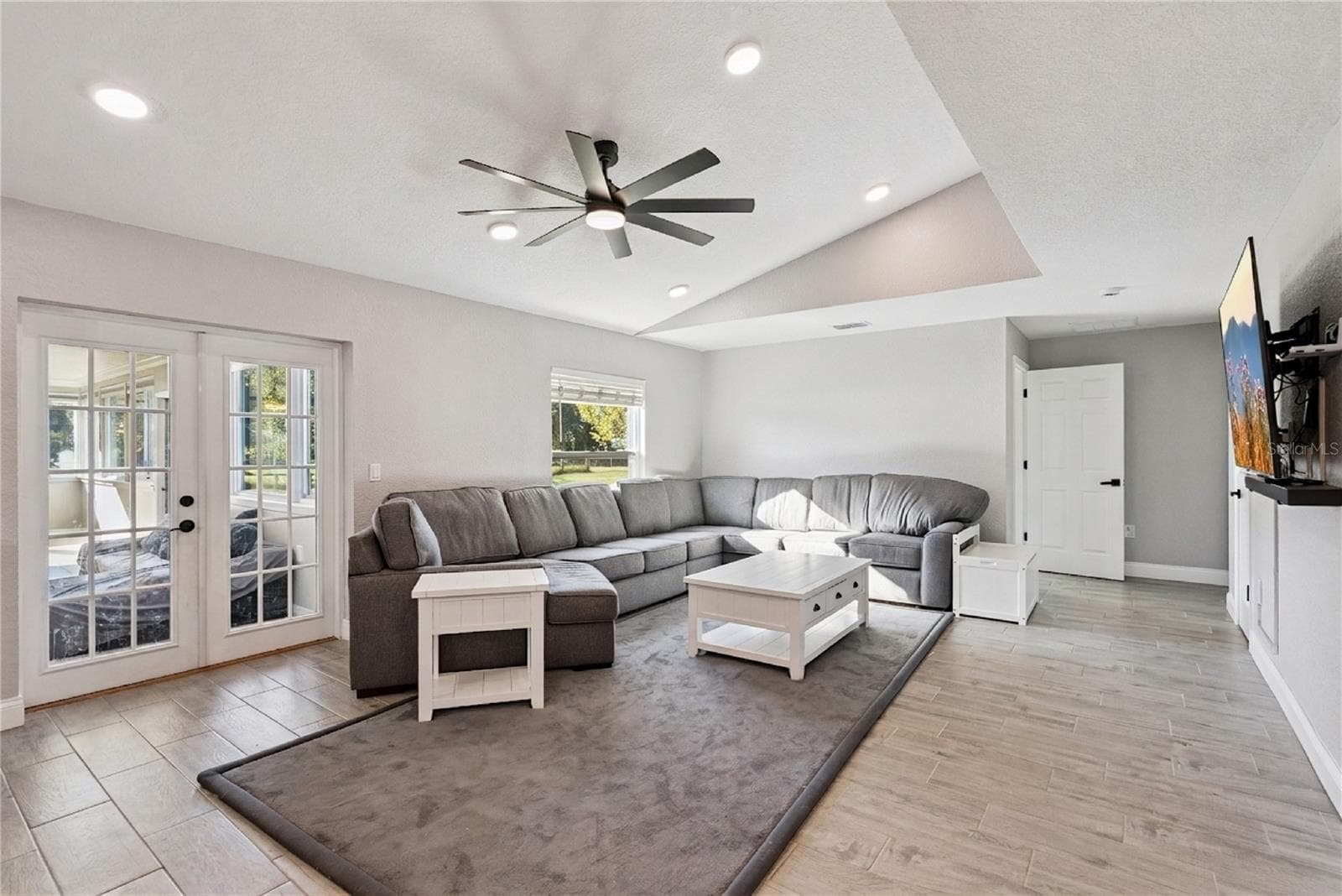 Single Family Residence at 1350 ARAPAHO TRL, GENEVA, photo 19 of 63