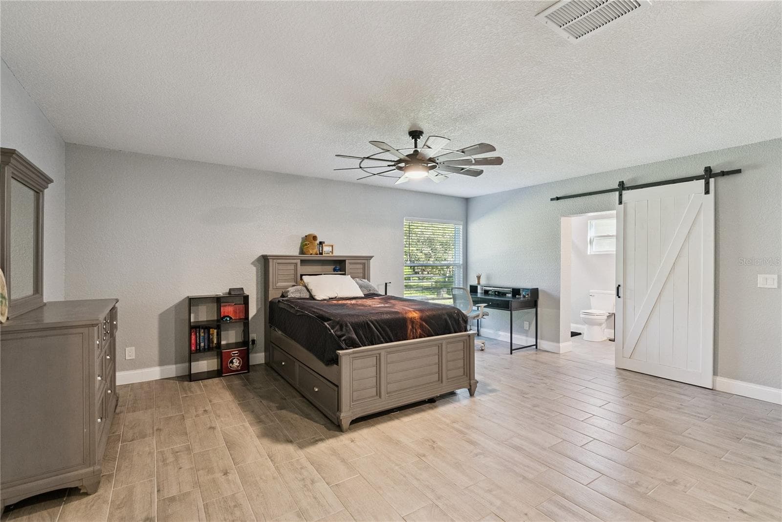 Mother-in-law suite - 1350 ARAPAHO TRL, GENEVA