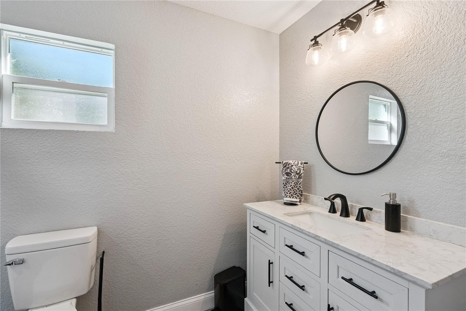 Bathroom - 1350 ARAPAHO TRL, GENEVA
