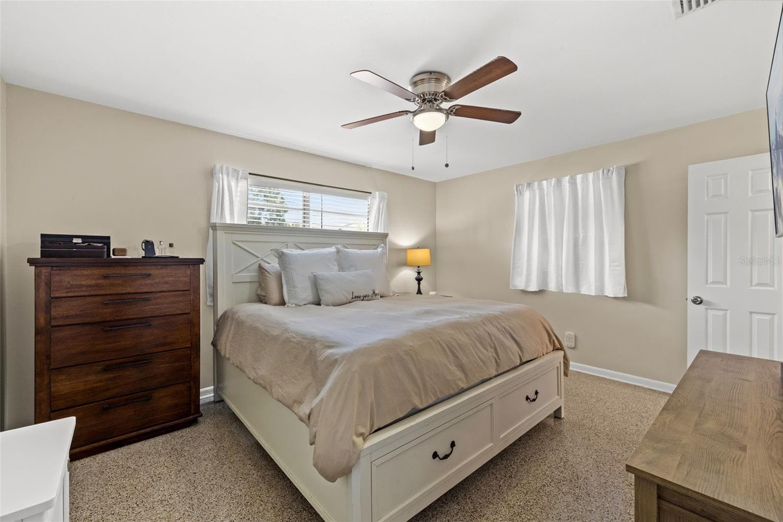 Single Family Residence at 4601 W HAWTHORNE RD, TAMPA, photo 15 of 31