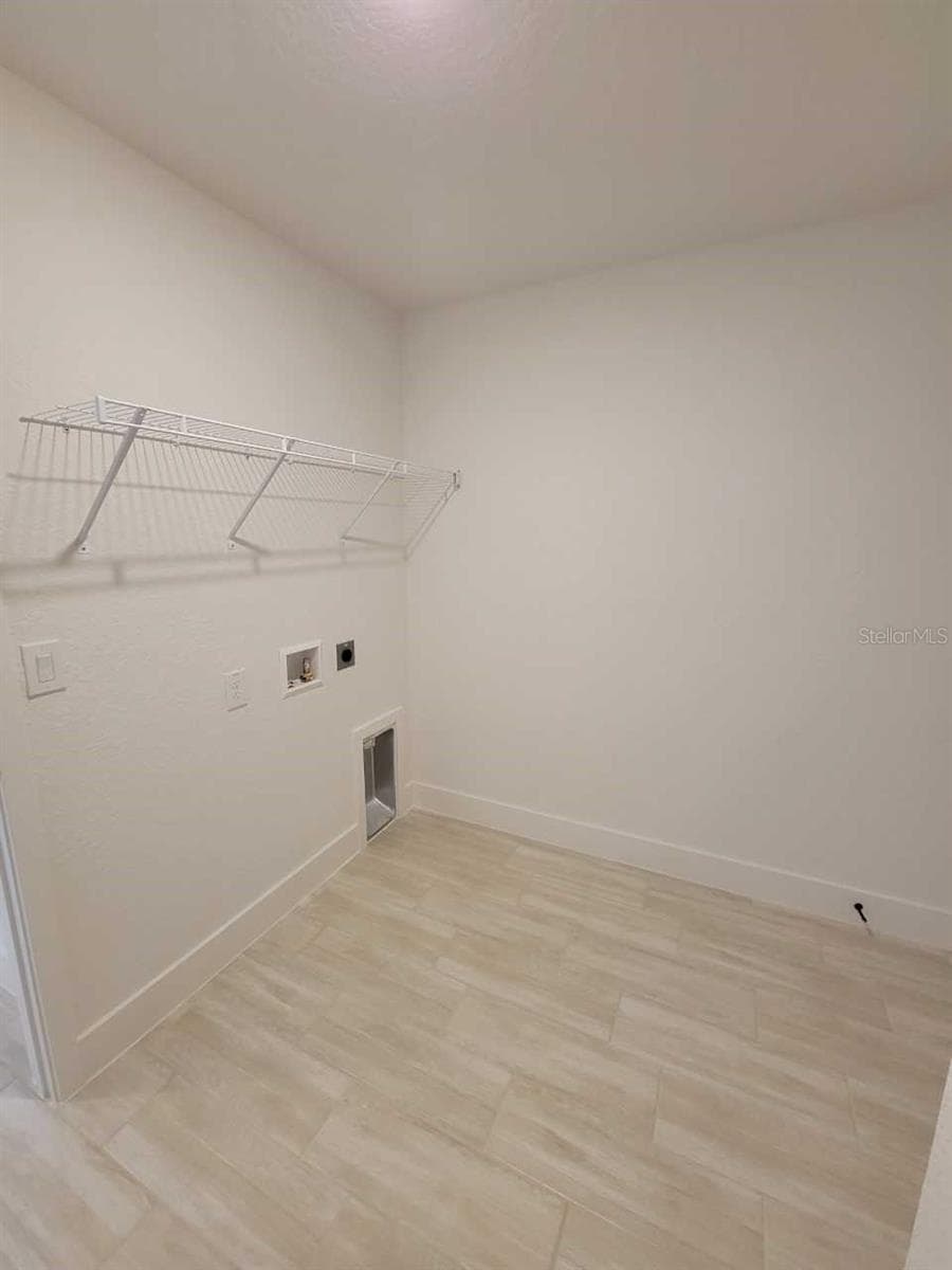 Picture of similar home for illustrative purposes only. Colors and features will vary! - 4532 SW 90TH PL, OCALA