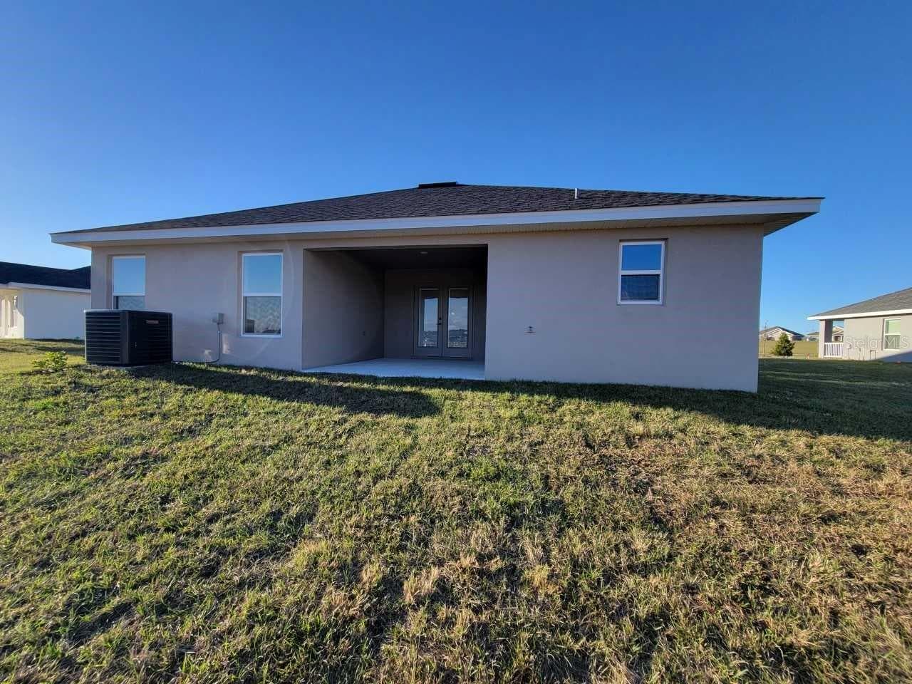 Picture of similar home for illustrative purposes only. Colors and features will vary! - 4532 SW 90TH PL, OCALA