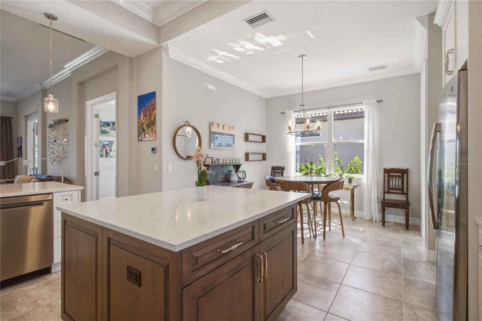 Virtually Staged - 5003 TOBERMORY WAY, BRADENTON