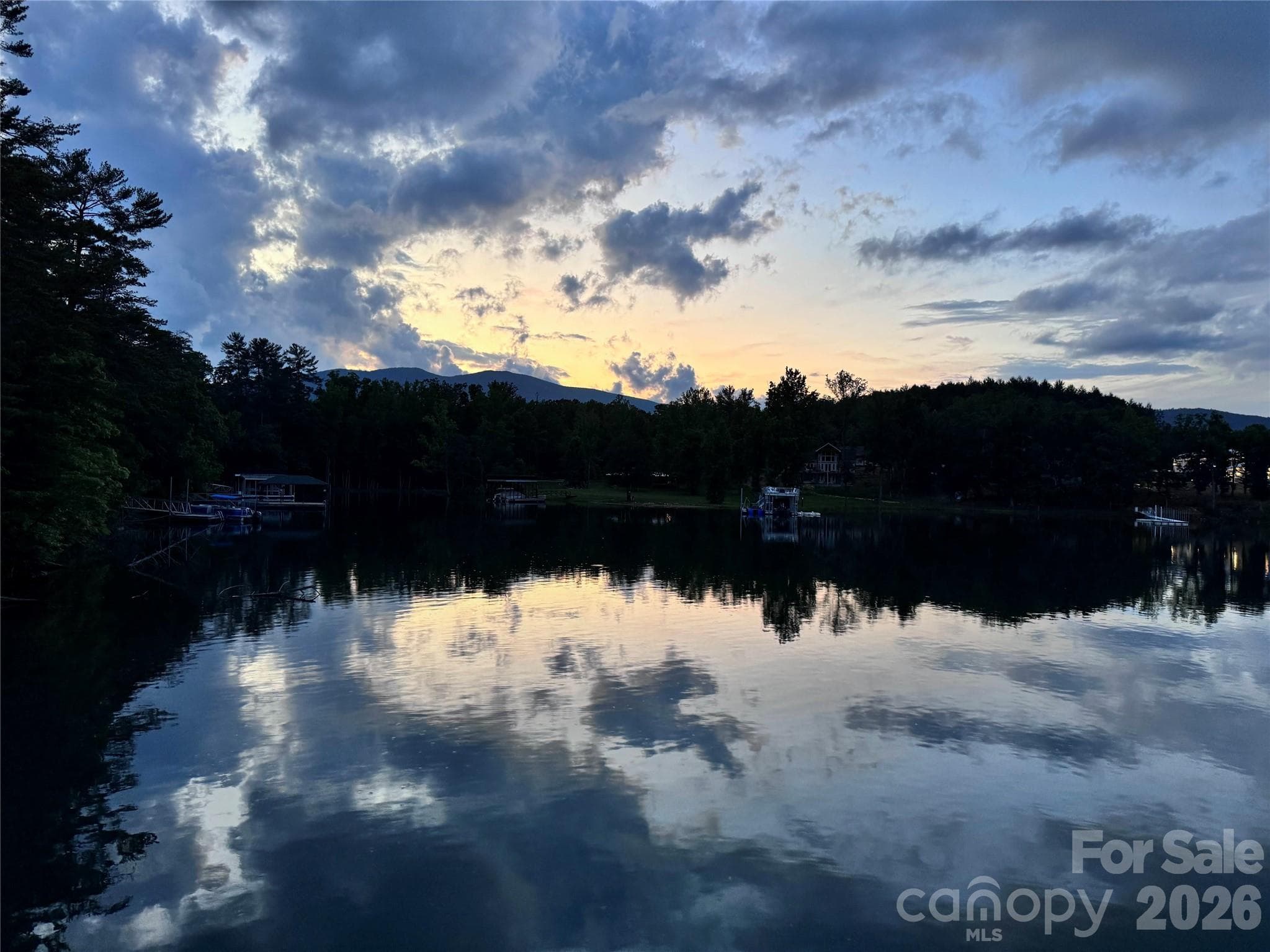 Sunsets - 25 Linville View Drive, Nebo