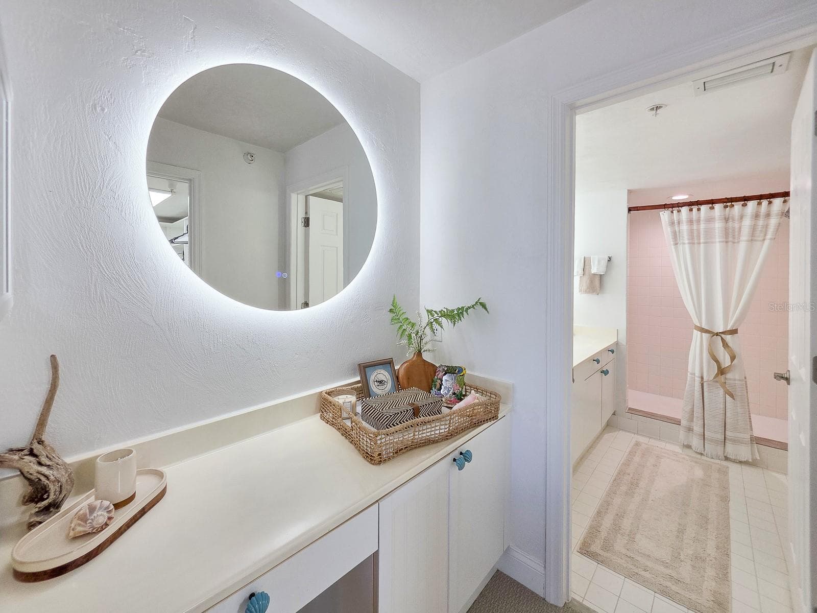 Vanity to En Suite Bathroom - 2545 S ATLANTIC AVE #403, DAYTONA BEACH SHORES