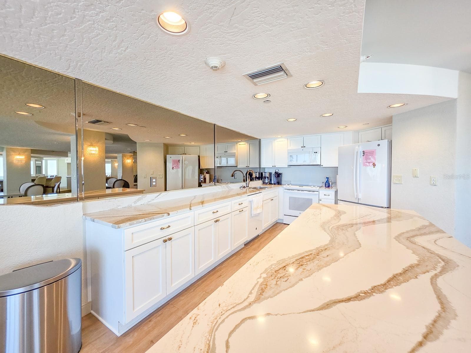 Full kitchen for catering your get-togethers - 2545 S ATLANTIC AVE #403, DAYTONA BEACH SHORES