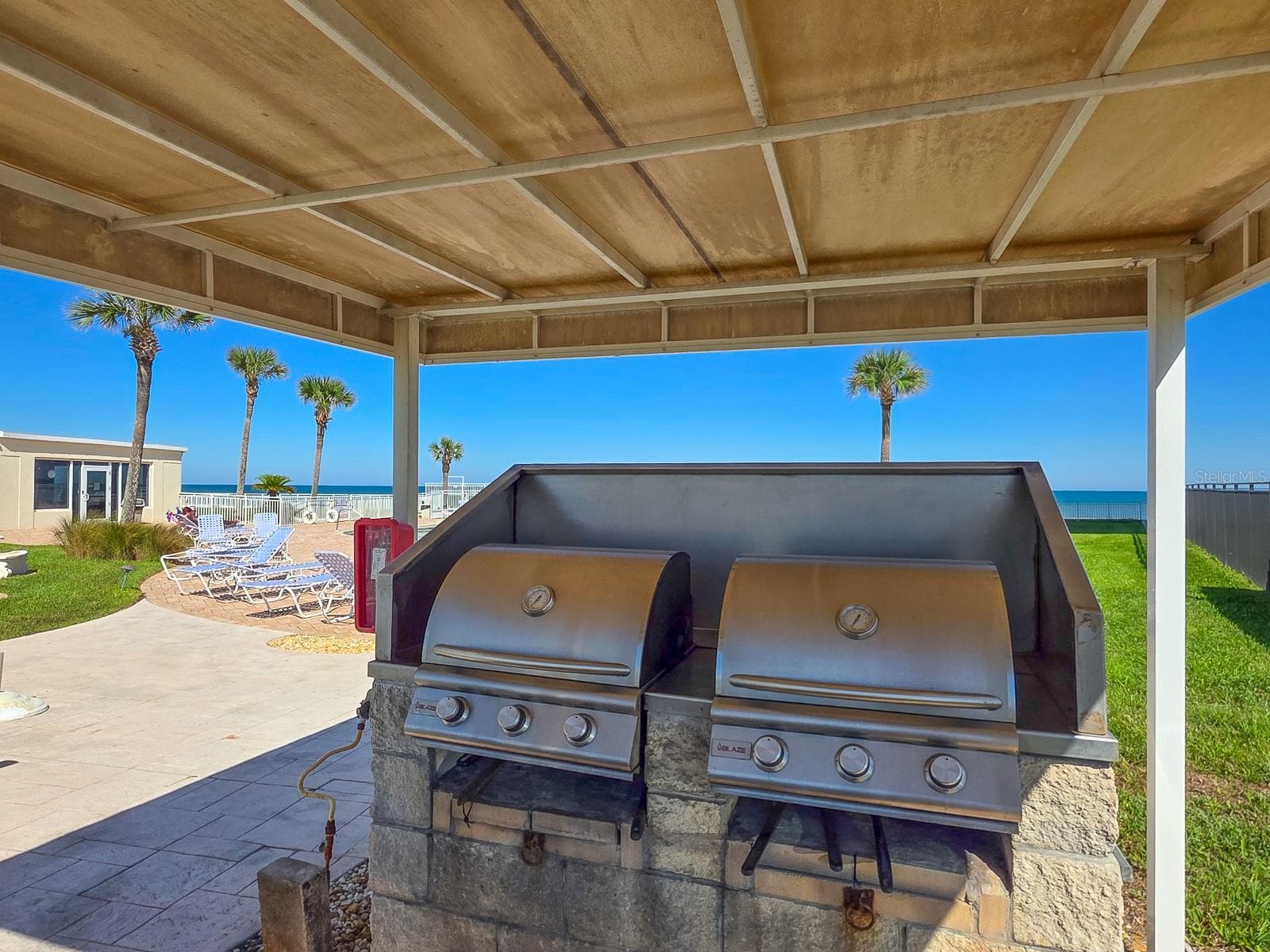 Community BBQ - 2545 S ATLANTIC AVE #403, DAYTONA BEACH SHORES