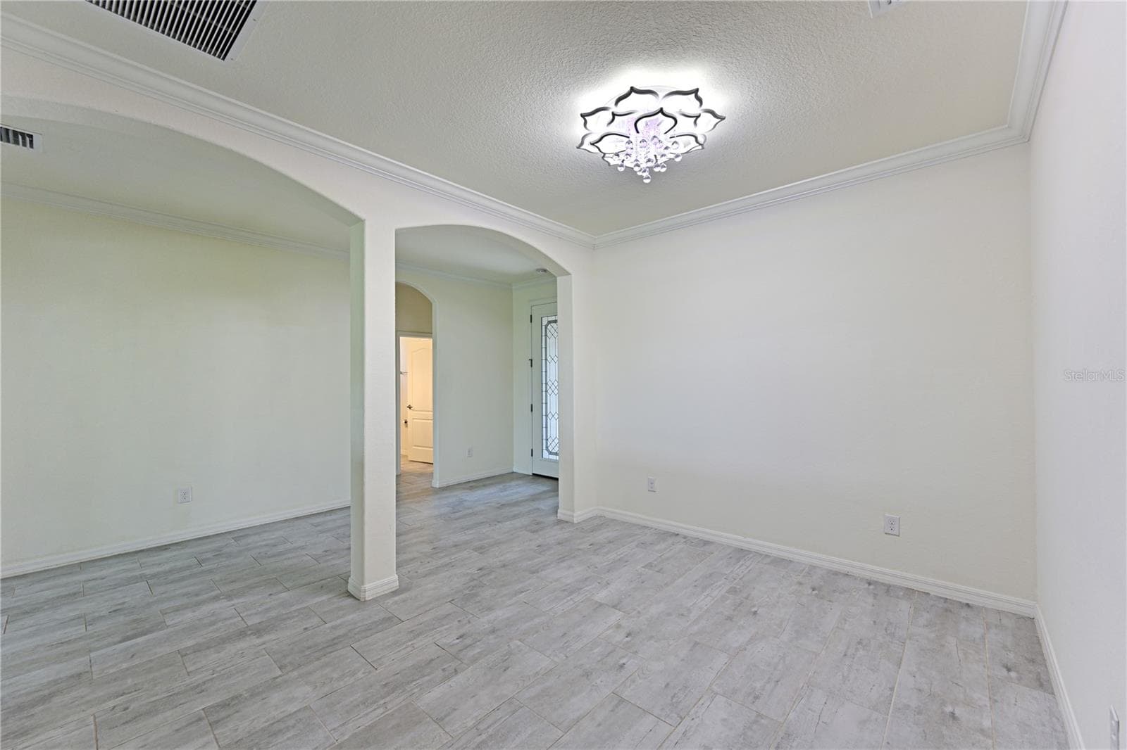 Single Family Residence at 11525 AUTUMN LEAF WAY, BRADENTON, photo 6 of 34