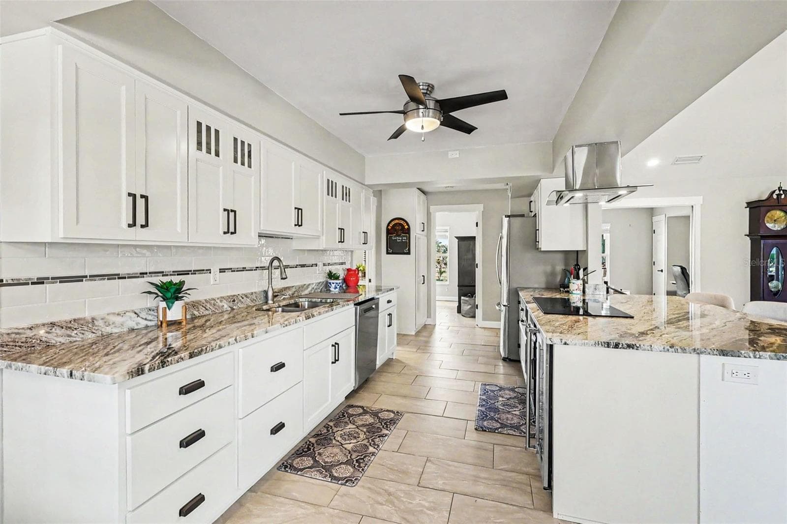Single Family Residence at 330 BAMBOO DR, NORTH FORT MYERS, photo 5 of 24