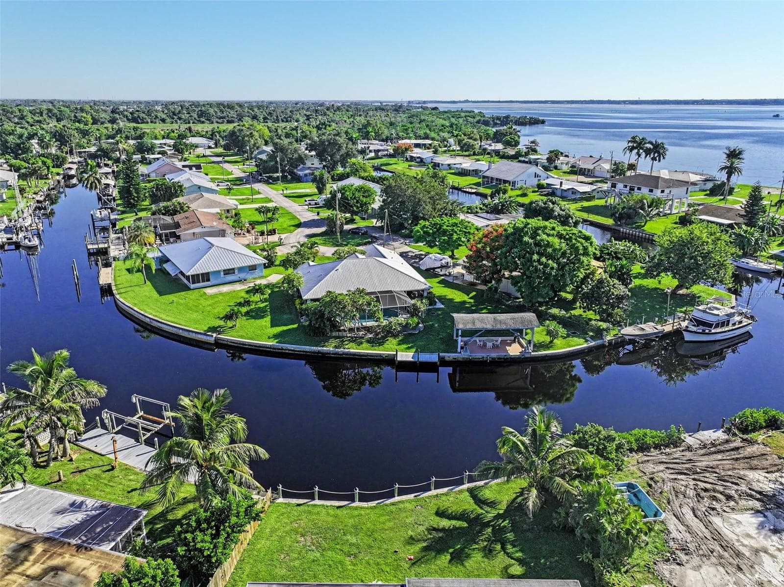 Single Family Residence at 330 BAMBOO DR, NORTH FORT MYERS, photo 23 of 24