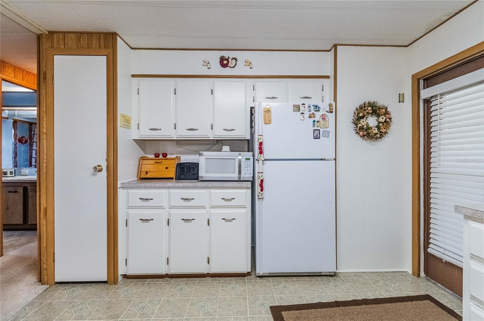 Manufactured Home at 5600 ARROWHEAD DR, ZEPHYRHILLS, photo 14 of 49
