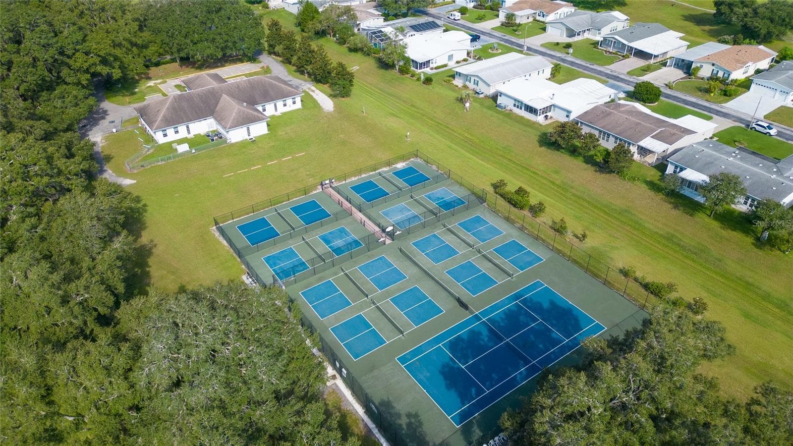 Manufactured Home at 5600 ARROWHEAD DR, ZEPHYRHILLS, photo 48 of 49