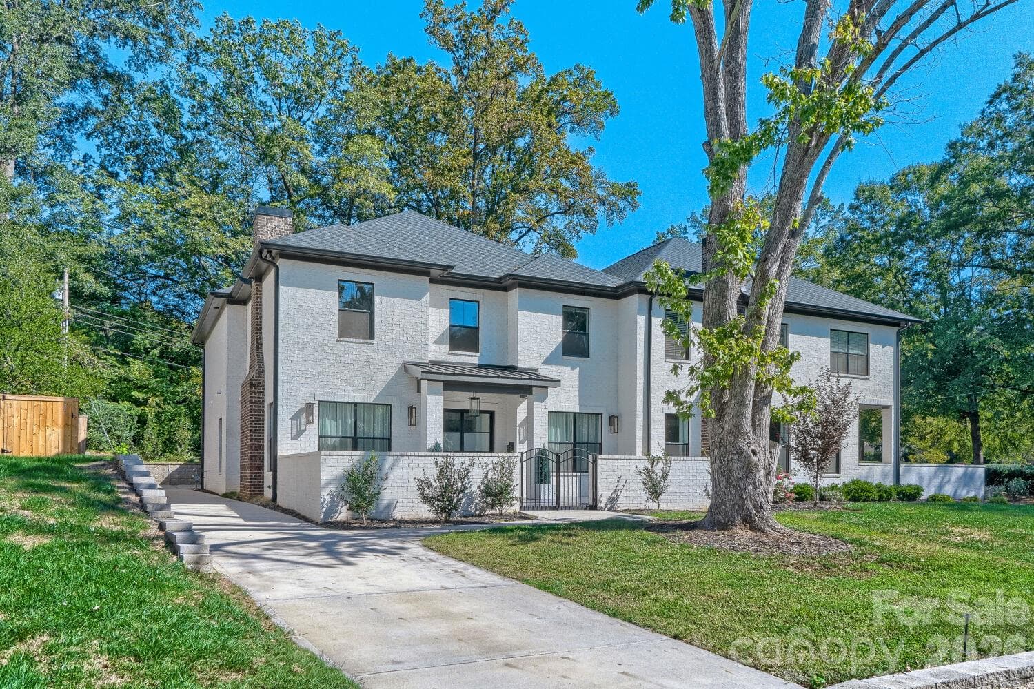 1329 Bywood Lane