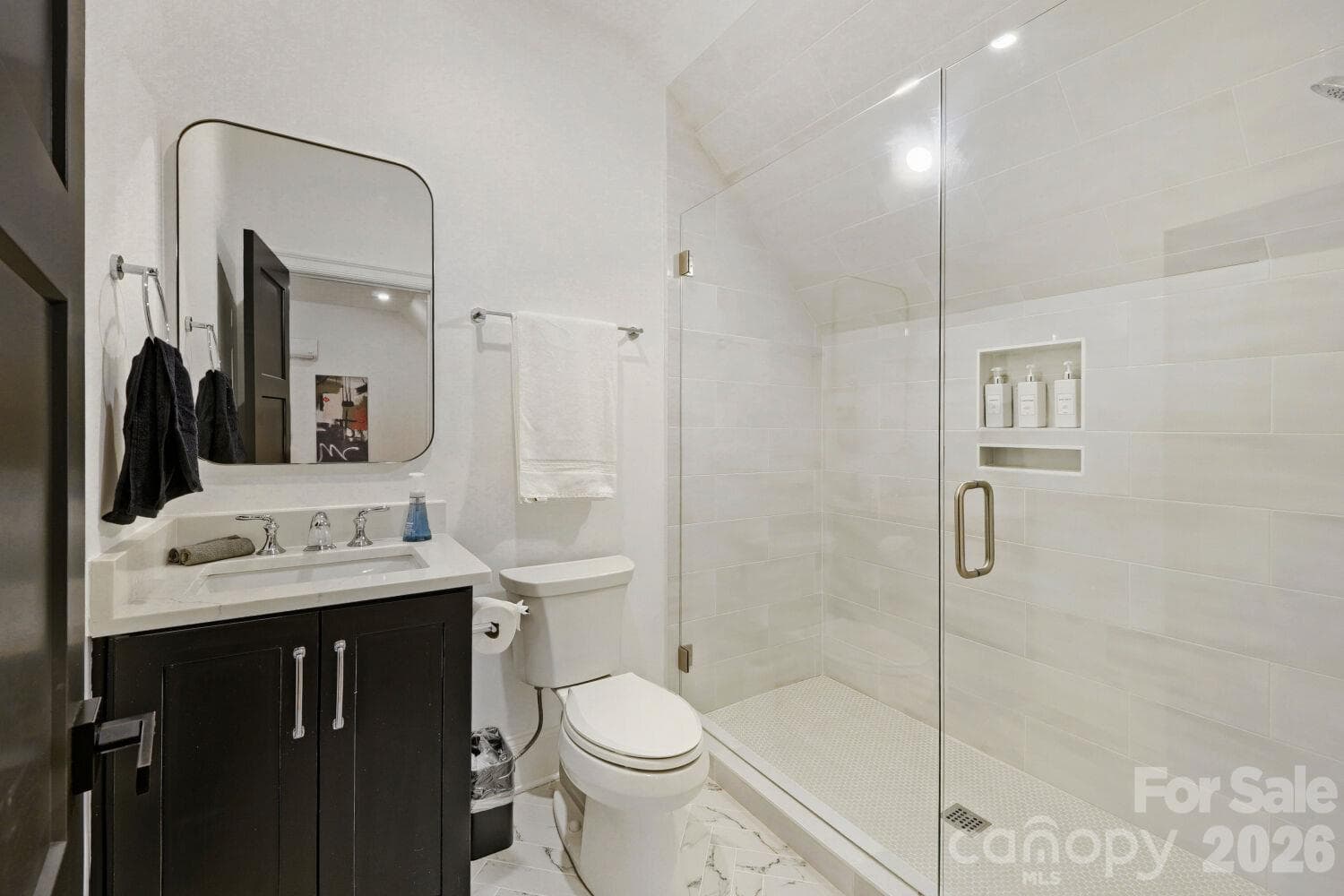 Townhouse at 1329 Bywood Lane, Charlotte, photo 22 of 32