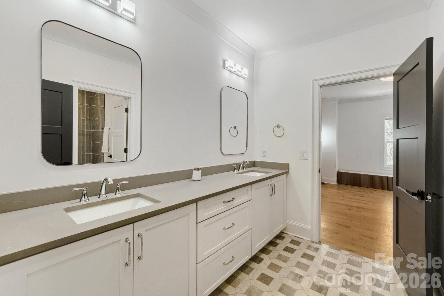 Townhouse at 1329 Bywood Lane, Charlotte, photo 28 of 32