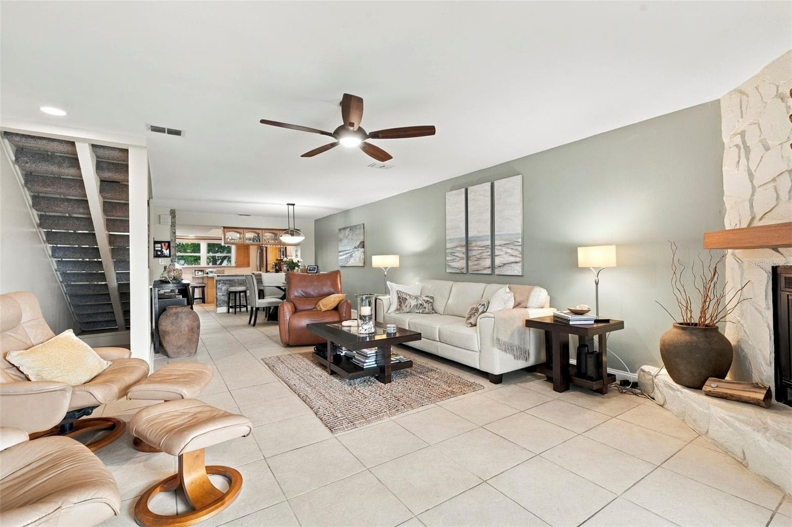 Townhouse at 12148 CAPRI CIR, TREASURE ISLAND, photo 11 of 58