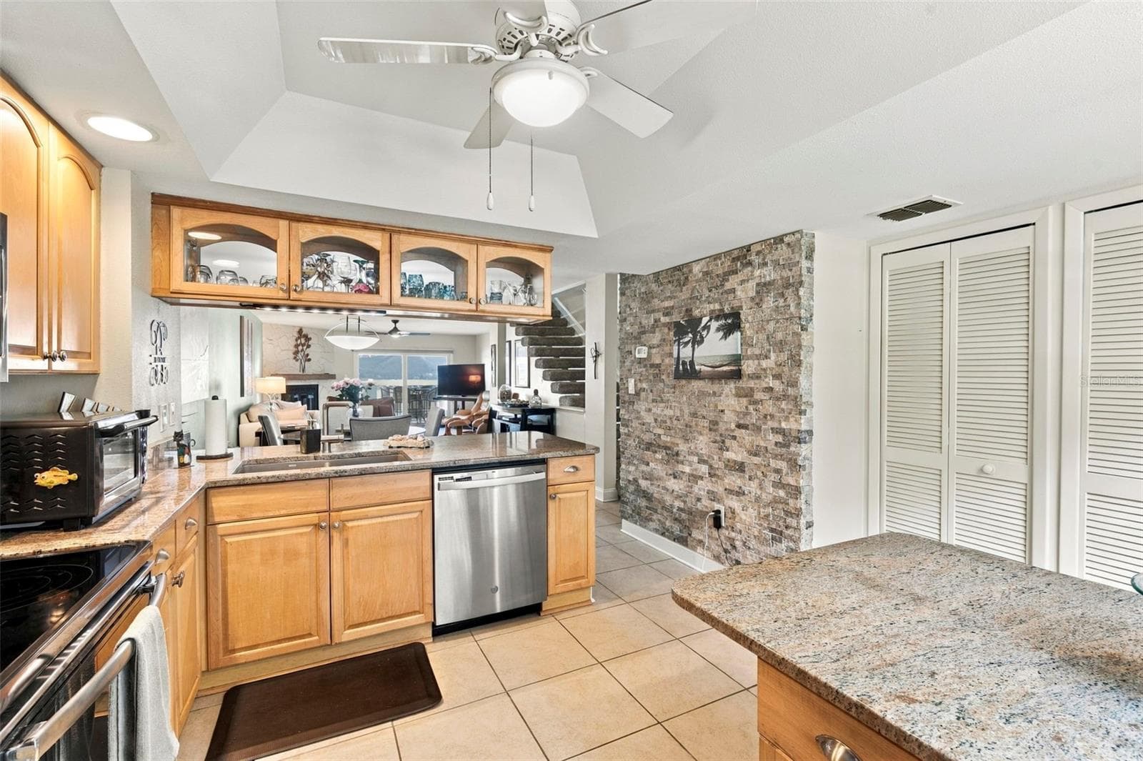 Townhouse at 12148 CAPRI CIR, TREASURE ISLAND, photo 13 of 58