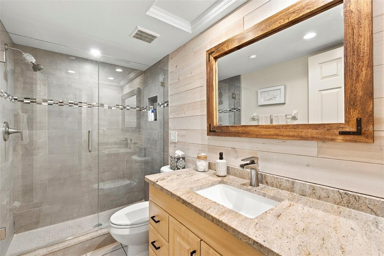 Townhouse at 12148 CAPRI CIR, TREASURE ISLAND, photo 27 of 58